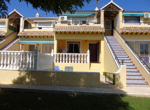 Resale - Apartment - Villamartin - lomas del golf