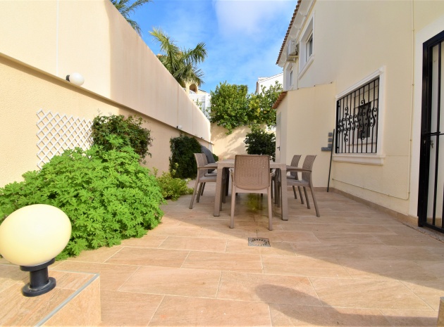 Resale - Villa - Orihuela Costa - Villamartin