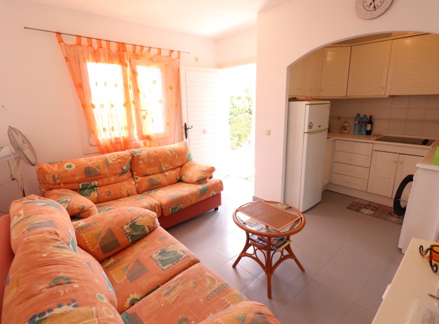 Resale - Villa - Algorfa - Montebello