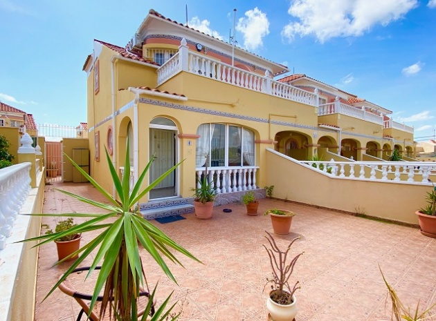 Resale - Townhouse - Playa Flamenca - las chismosas