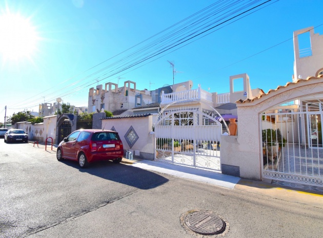 Återförsäljning - Villa - Torrevieja - El Salado