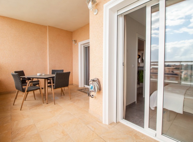 Resale - Apartment - Orihuela Costa - Punta Prima