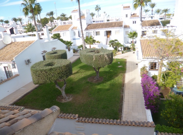 Resale - Townhouse - Villamartin