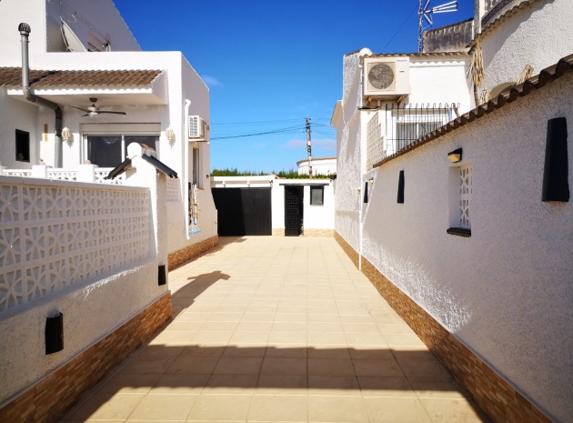 Återförsäljning - Villa - Torrevieja - San Luis