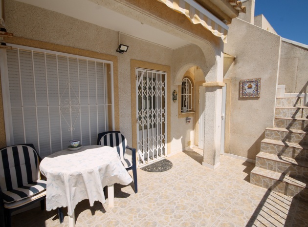 Resale - Townhouse - Villamartin - Blue Lagoon