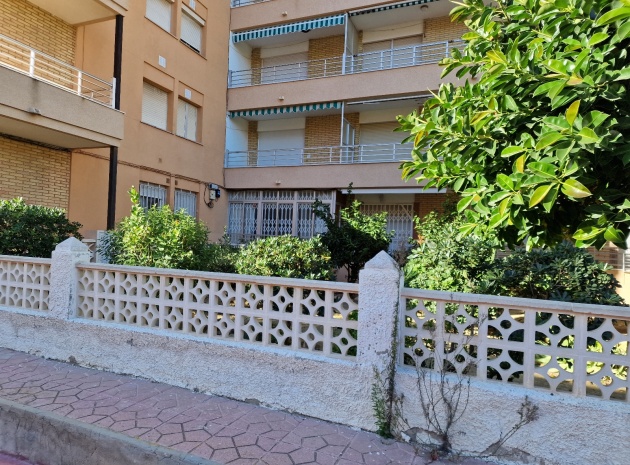 Resale - Apartment - Guardamar del Segura