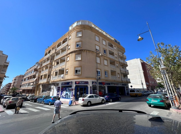 Wiederverkauf - Wohnung - Torrevieja - Center Torrevieja