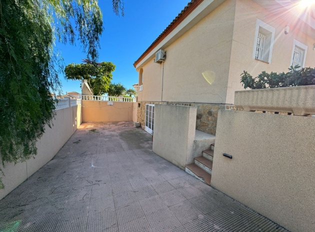 Resale - Villa - San Miguel de Salinas - San Miguel De Salinas