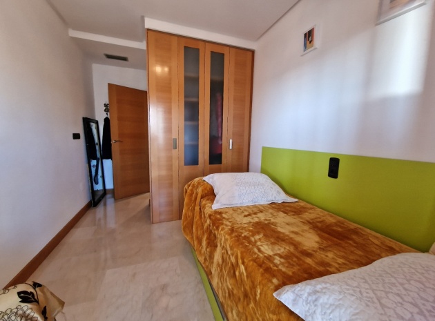 Revente - Appartement - Guardamar del Segura - Marjal Beach