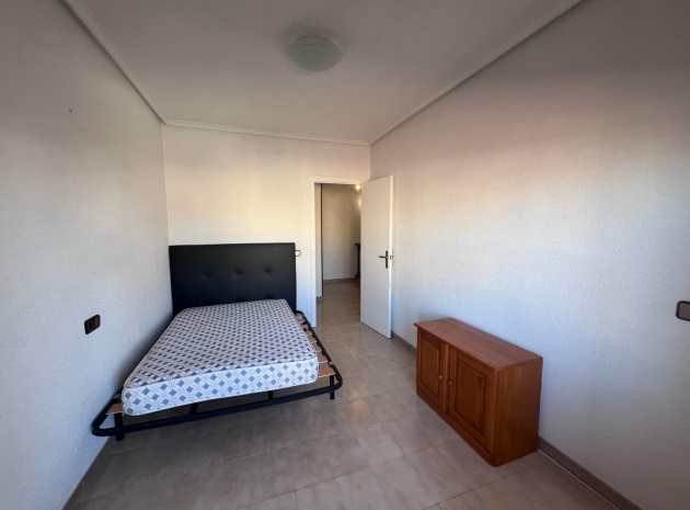 Resale - Apartment - Jacarilla