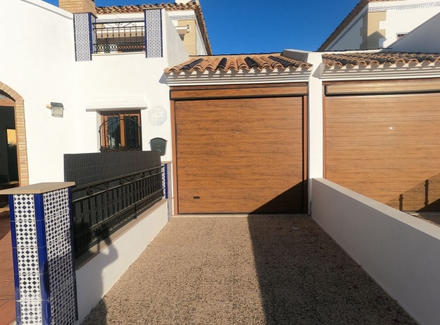 Resale - Villa - Algorfa