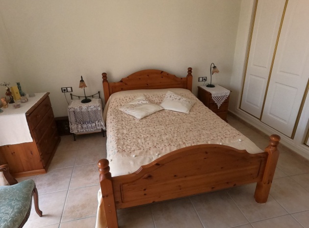 Resale - Villa - Algorfa