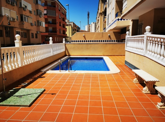 Resale - Apartment - Guardamar del Segura