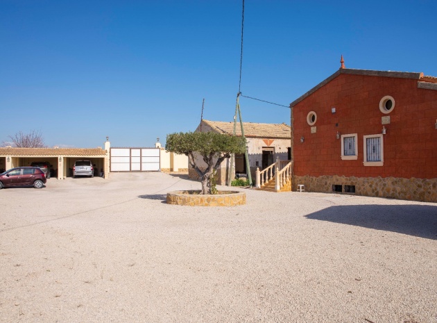 Revente - Country Property - Dolores
