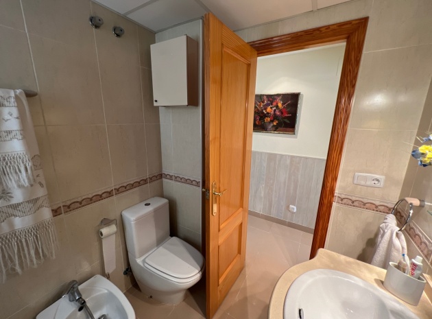 Resale - Apartment - Guardamar del Segura - Puerto