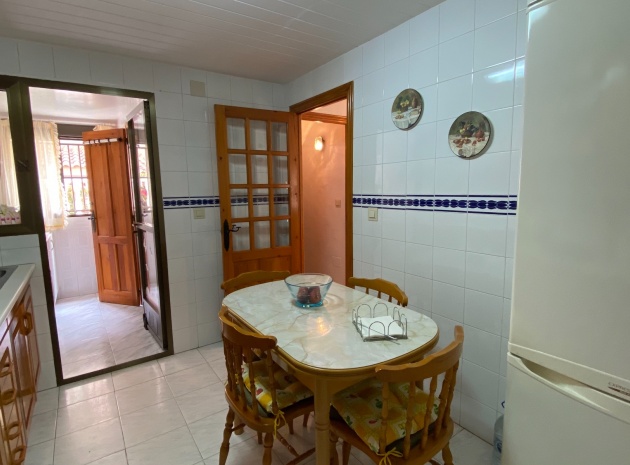 Resale - Villa - Guardamar del Segura