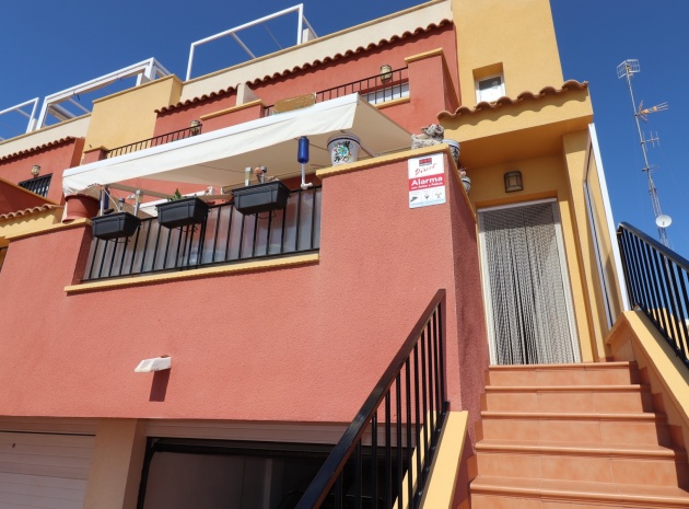 Resale - Townhouse - Villamartin