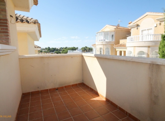 Resale - Villa - Villamartin