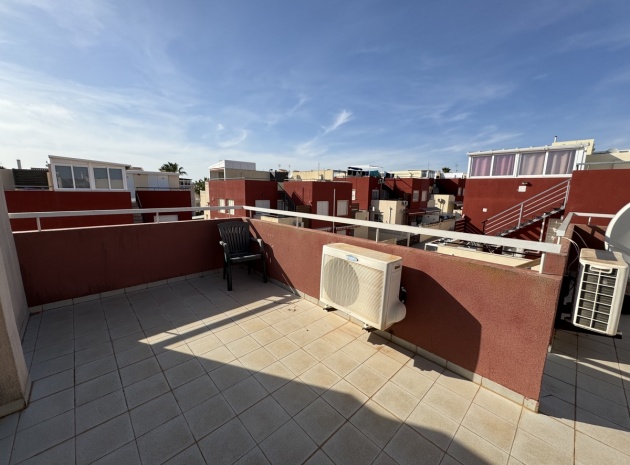 Resale - Townhouse - Villamartin