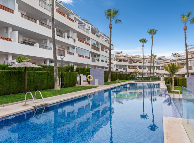 Resale - Apartment - Villamartin