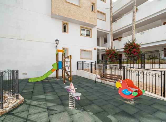 Resale - Apartment - Villamartin