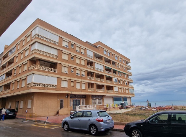 Resale - Apartment - La Mata