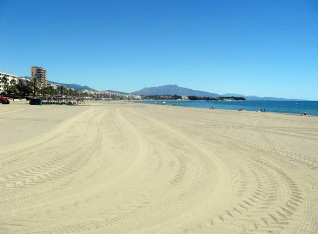 Nybyggnad - Lägenhet - Estepona - Estepona Golf