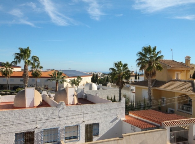 Resale - Villa - Villamartin - blue lagoon