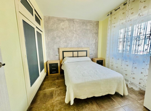 Resale - Apartment - Torrevieja - el paraiso