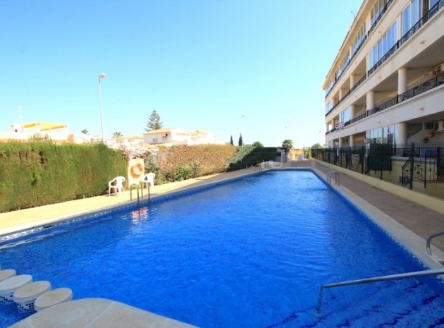 Återförsäljning - Lägenhet - Playa Flamenca - la mirada