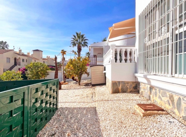 Resale - Villa - Villamartin - Los Dolses