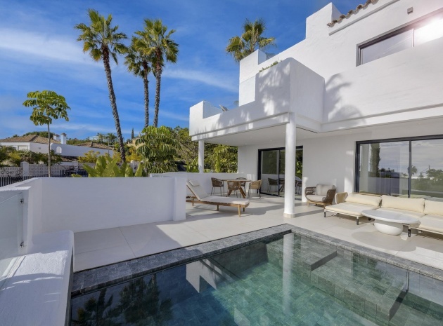 Apartment - New Build - Estepona - El Paraíso