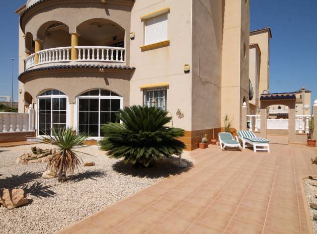 Apartment - Resale - Cabo Roig - ESMA-99996