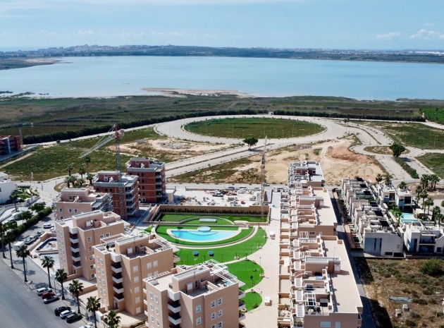 Apartment - Resale - Guardamar del Segura - ESMA-83933