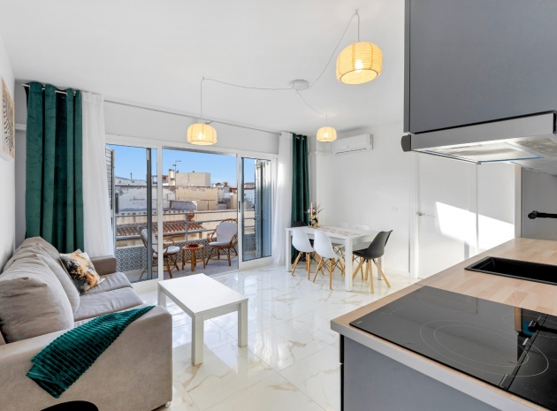 Apartment - Resale - La Mata - La Mata