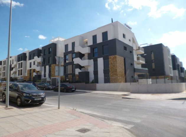 Apartment - Resale - Los Altos - Los Altos