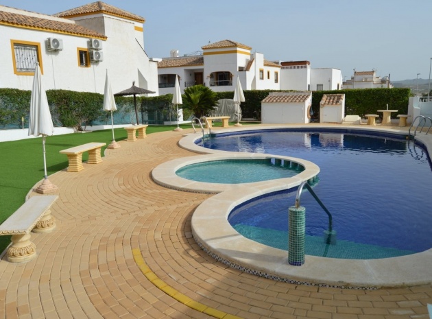 Apartment - Resale - Los Montesinos - entre naranjos