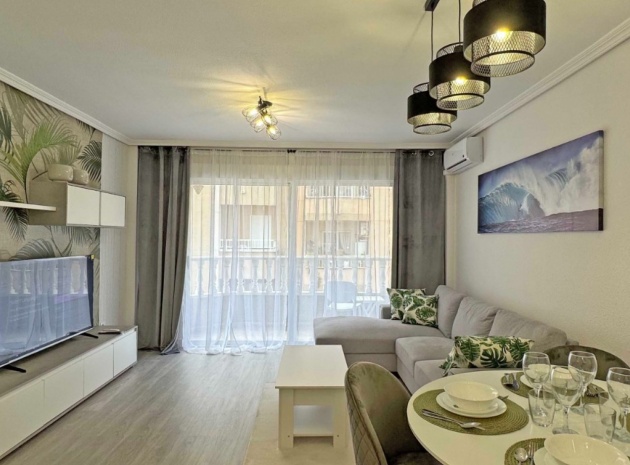 Apartment - Resale - Torrevieja - Beachside Torrevieja