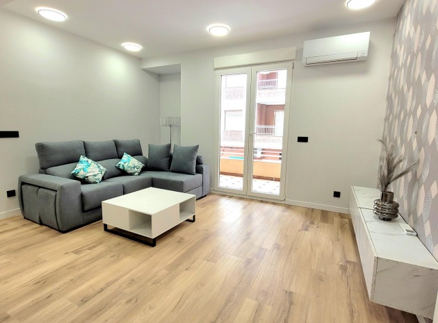 Apartment - Resale - Torrevieja - Beachside Torrevieja