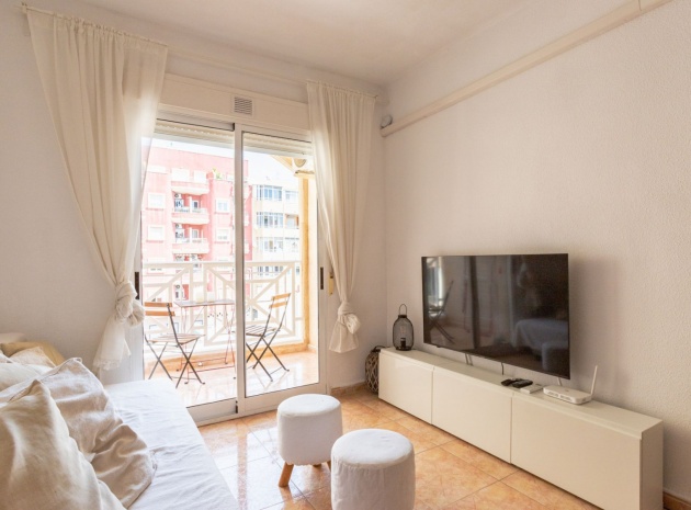 Apartment - Resale - Torrevieja - Beachside Torrevieja