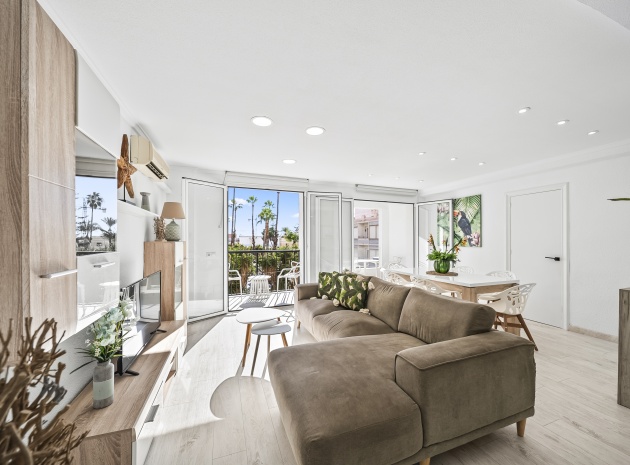 Apartment - Resale - Torrevieja - Beachside Torrevieja