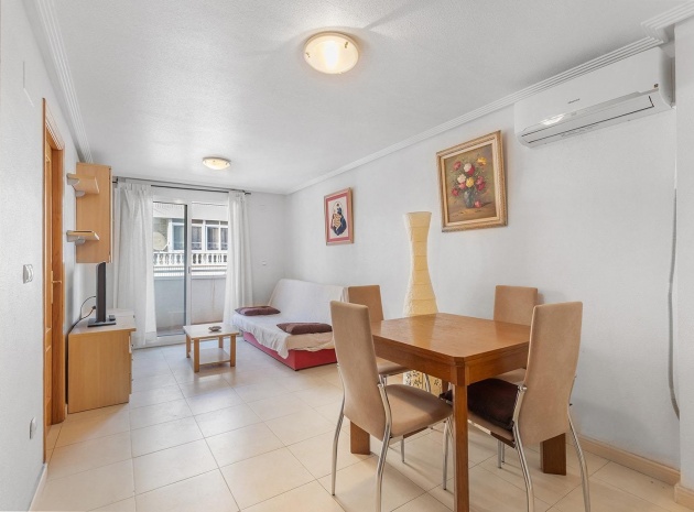 Apartment - Resale - Torrevieja - Beachside Torrevieja