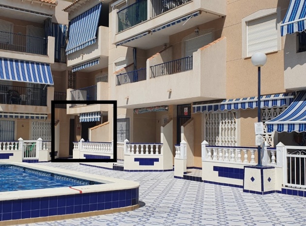 Apartment - Resale - Torrevieja - Beachside Torrevieja
