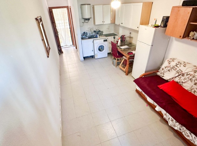 Apartment - Resale - Torrevieja - La Siesta