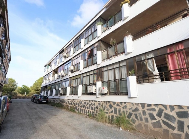 Apartment - Resale - Torrevieja - La Siesta