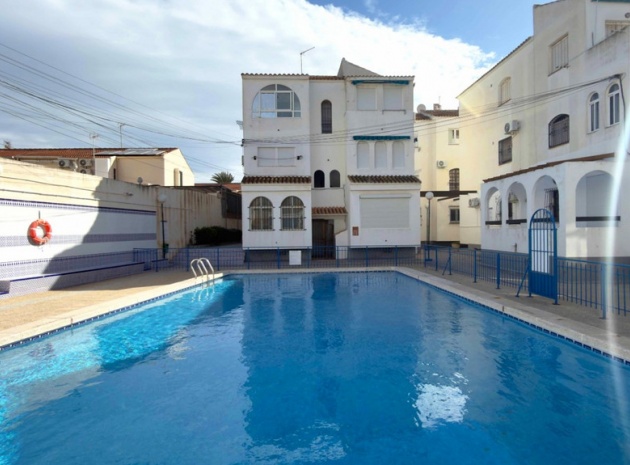 Apartment - Resale - Torrevieja - Torrevieja Centro