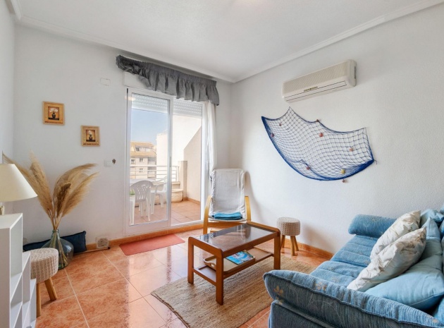 Apartment - Resale - Torrevieja - Torrevieja Centro