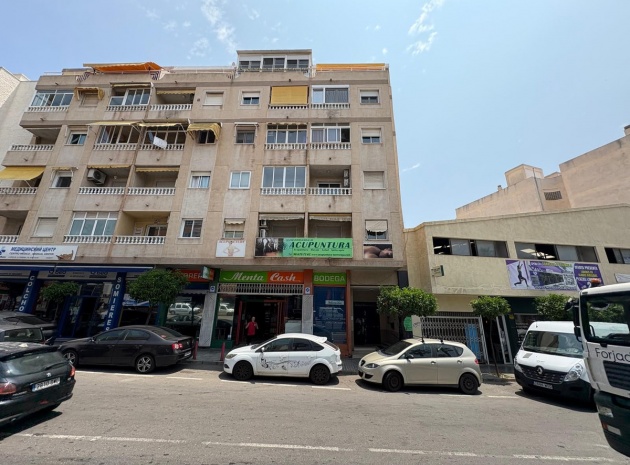 Apartment - Resale - Torrevieja - Torrevieja Centro