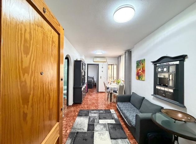 Apartment - Resale - Torrevieja - Torrevieja Centro