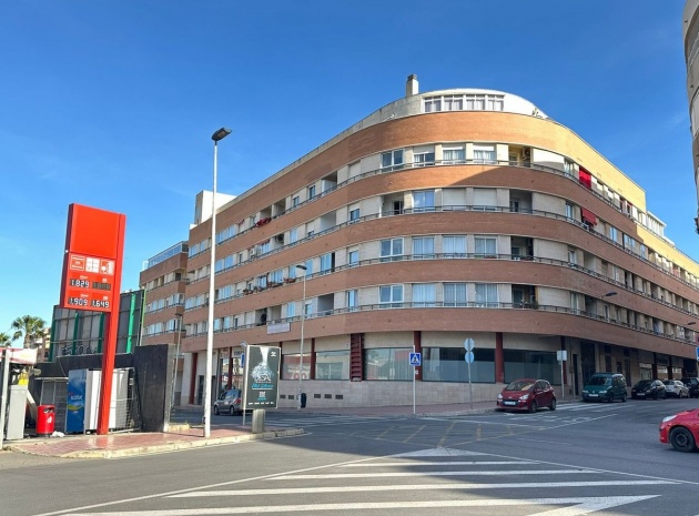 Apartment - Resale - Torrevieja - Torrevieja Centro